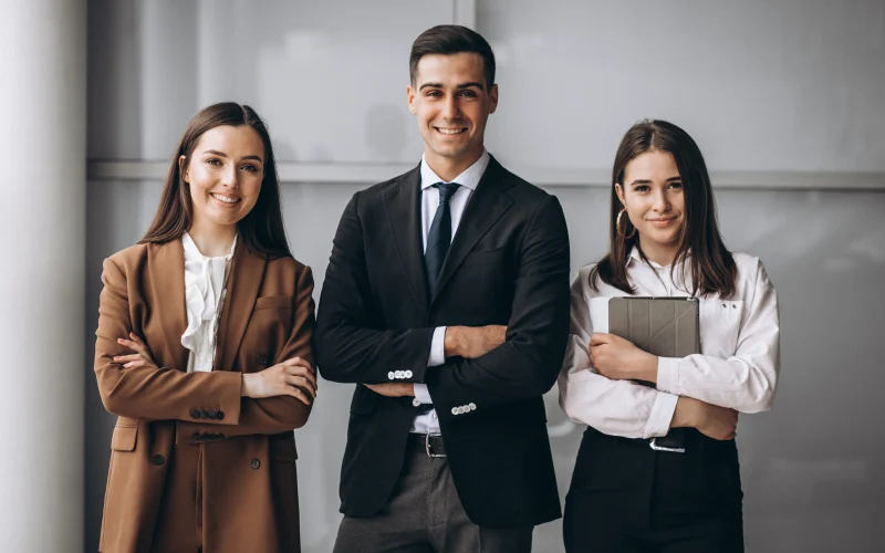 bussiness-people-working-team-office